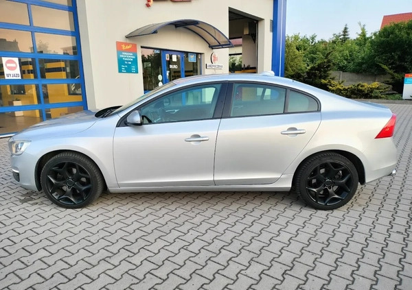 Volvo S60 cena 44600 przebieg: 185000, rok produkcji 2015 z Kielce małe 301